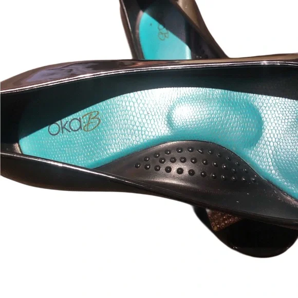 OKA b. Dark Blue Open Toe Rhinestone Pumps Size 9 - Picture 3 of 6